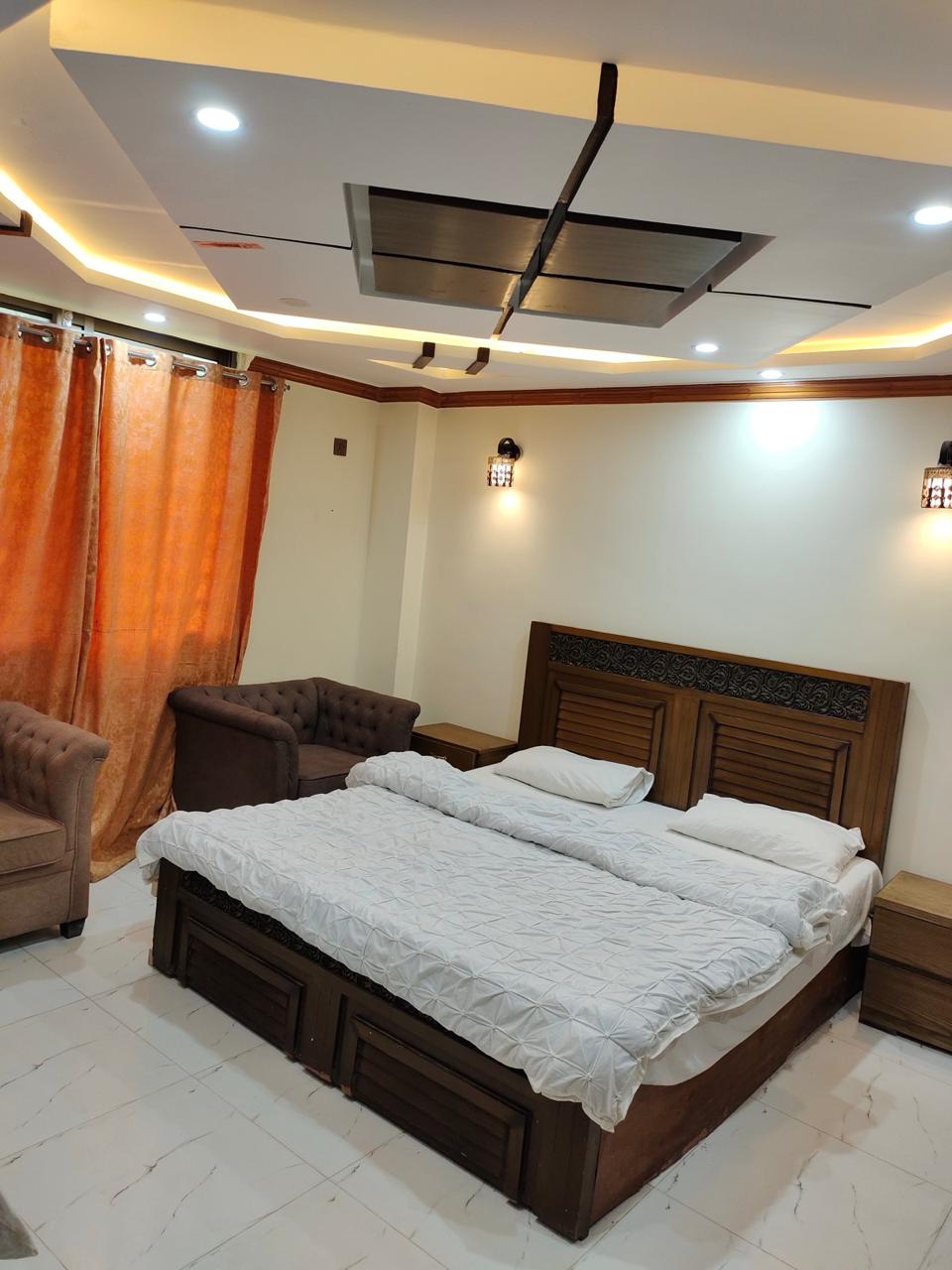 Standard tripplex bedroom